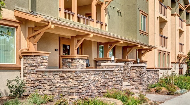 Broadway Villas