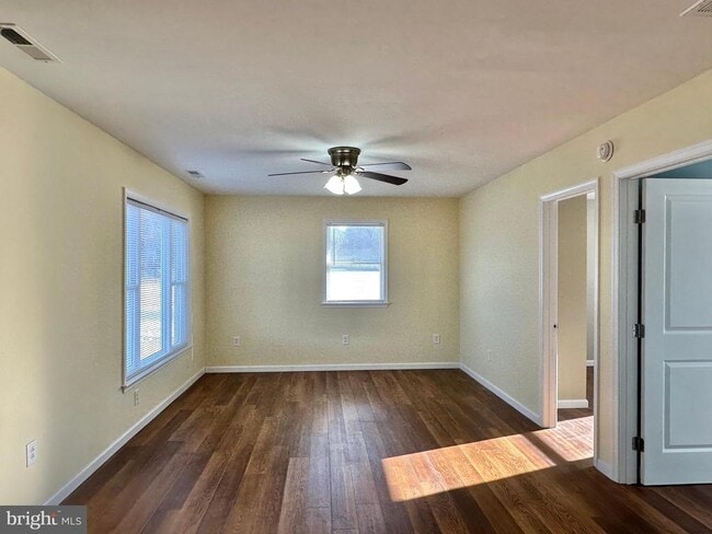 Photo - 10350 N Claiborne Rd