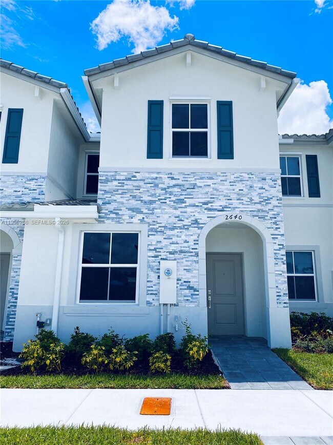 Building Photo - 2640 SE 19th St