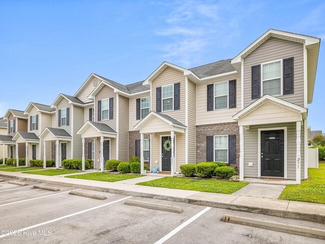 Photo - 229 Glen Cannon Drive