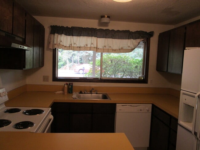 Photo - 17640 SW Wright St