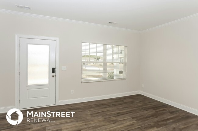 Photo - 3900 Allenby Pl