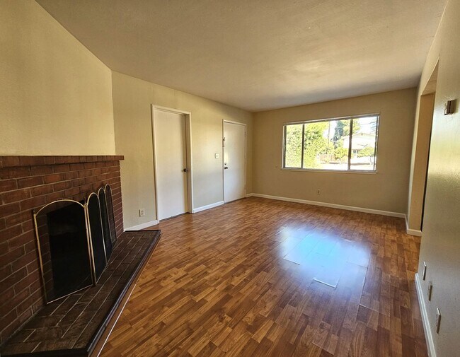 Photo - Charming 3-bedroom, 1-bathroom duplex unit. Unit A