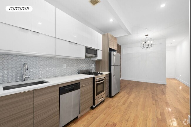 Building Photo - 1340 Hancock St Rental