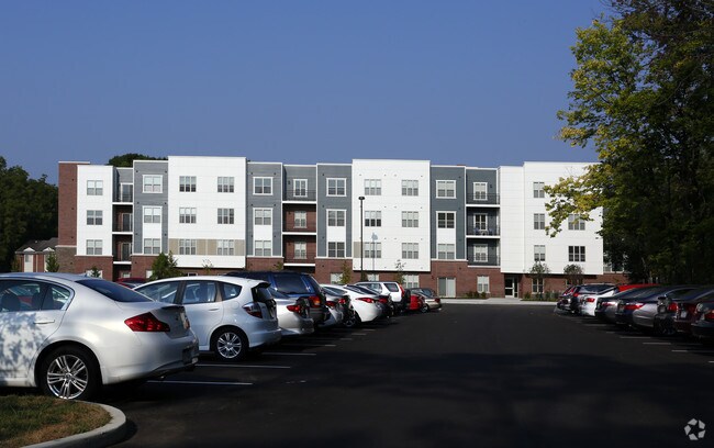 Photo - The Overlook at Riverdale- Marian University