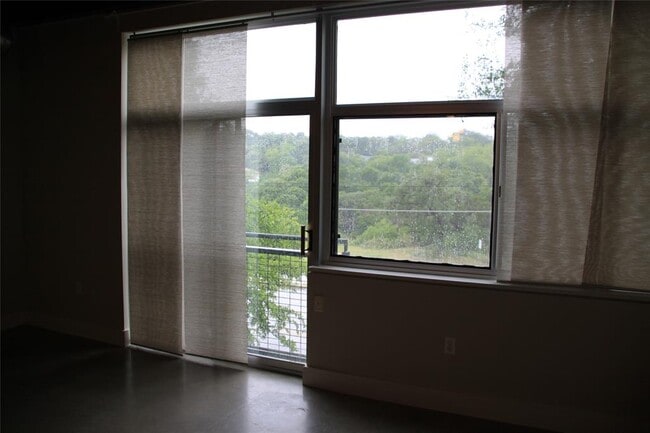 Photo - 2205 N Lamar Blvd Unit 115