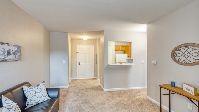 Sandston Plateau Senior Apartments - Living Area