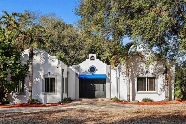 Building Photo - 7975 Sunset Dr