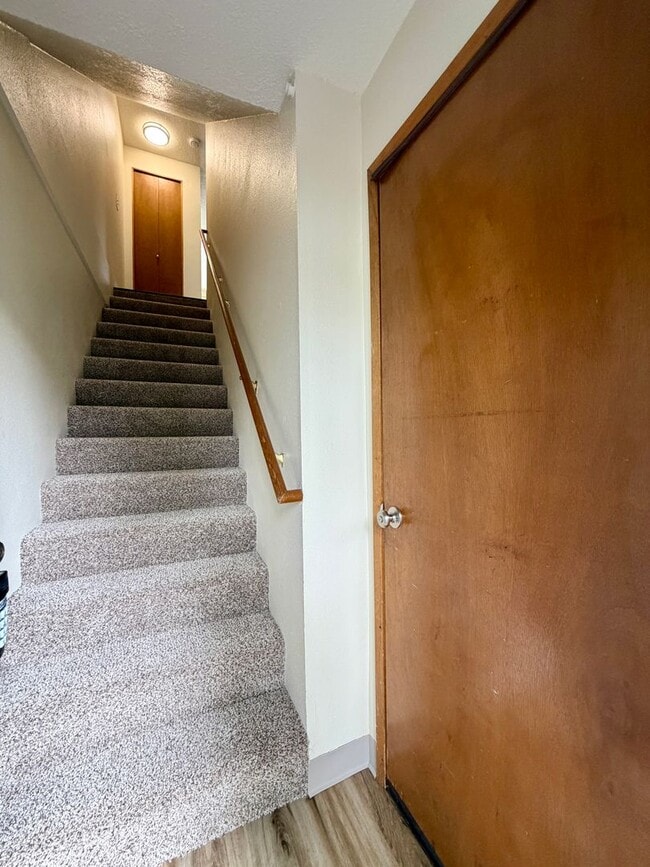 Photo - 0152-01D - Elm Tree Garden Apartments D Unit 4467