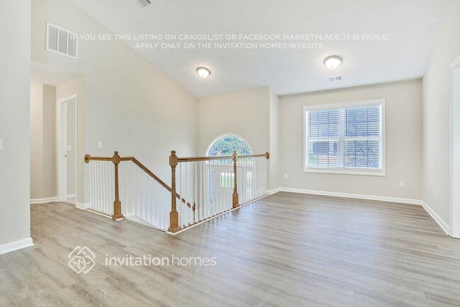 Photo - 105 Valley View Dr