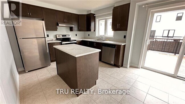 Photo - 1694 Maple Grove Rd