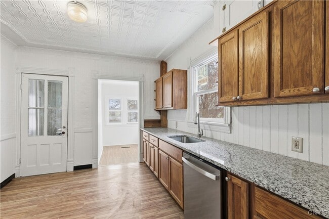 Photo - 344 Bryant Ave