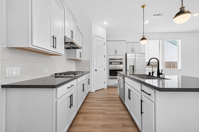 Photo - 23639 Red Rowan Ln