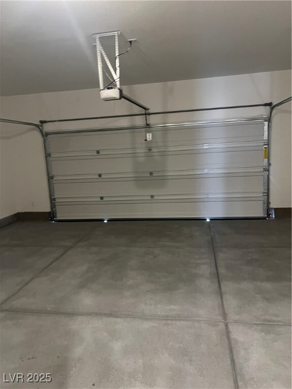 Photo - 1972 Majalis Pl