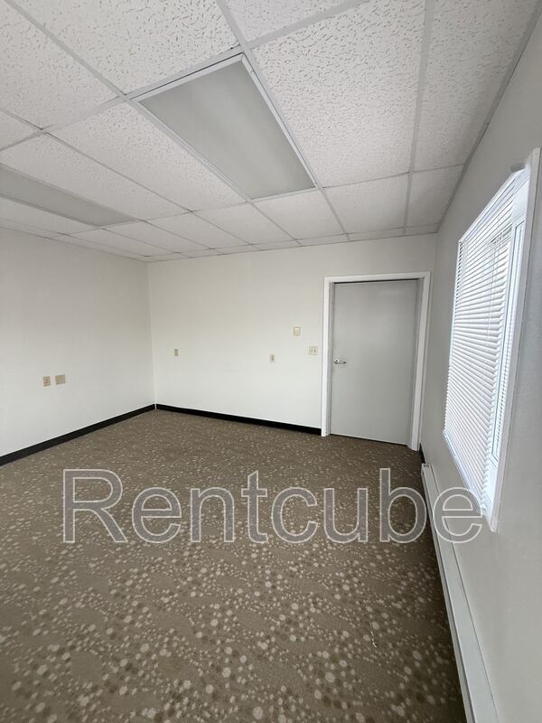 Photo - 1820 Radford Rd