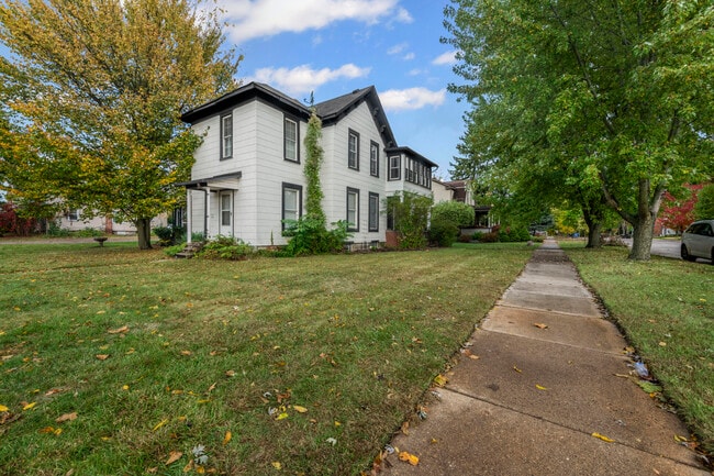 Photo - 1017 N Holbrook St