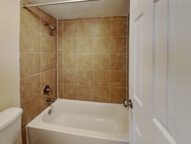 Photo - 7621 Pebble Beach Dr