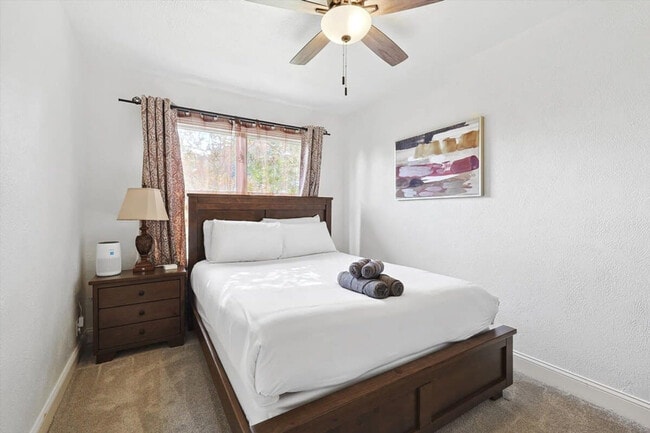 Photo - 711 Red Oak Ln Unidad ID1019621P