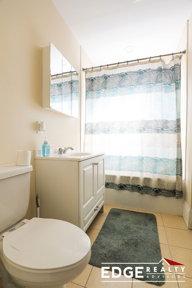 Photo - 72 Parsons St Unidad 1