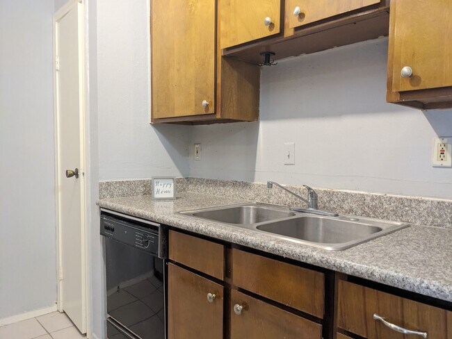 Photo - 7950 N Stadium Dr Unit 215