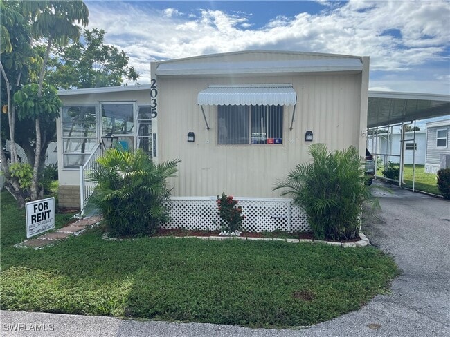 Building Photo - 2035-2035 Seagrape Ct Rental