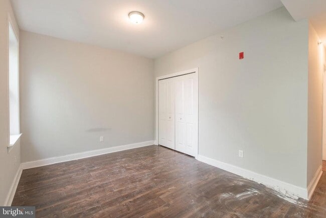Building Photo - 1222 N 7th St Unit E3