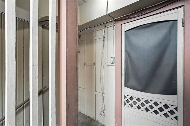 Photo - 4920 Victor St