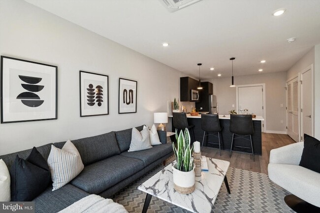 Photo - 3449 Scotts Ln Unit B419