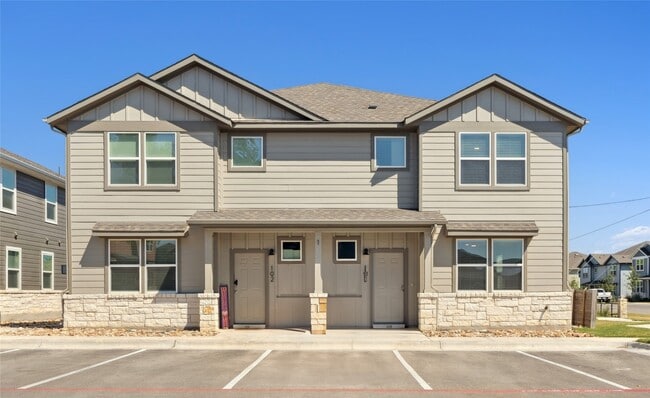 Building Photo - 520 Powell Dr