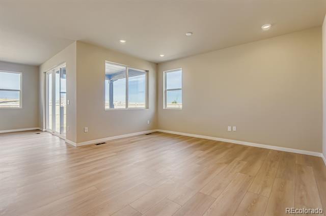 Photo - 13725 Daffodil Point