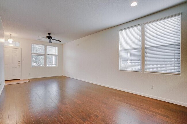 Photo - 426 McGarity