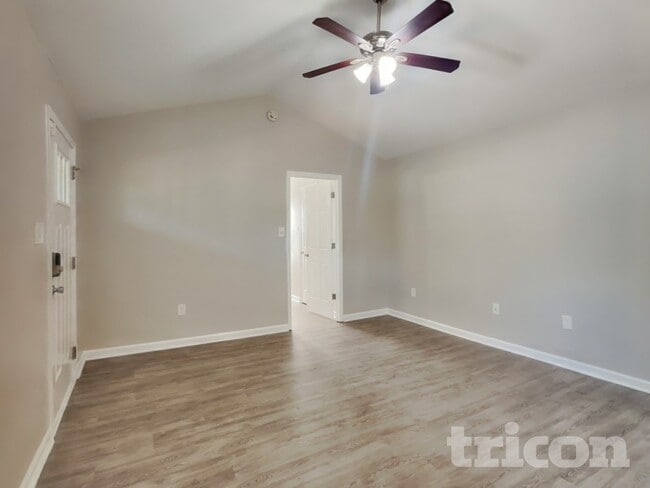 Photo - 500 Sunray Dr