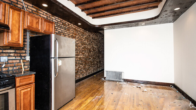 Building Photo - 170 Irving Ave Unit 1L Rental