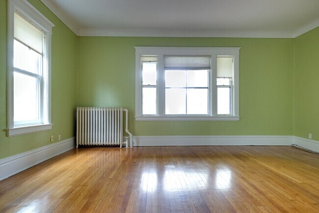 Photo - 913 Ashland Ave Unit Ashland 1