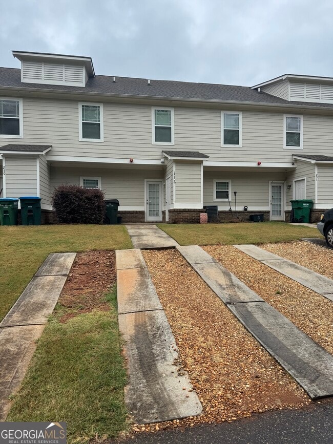 255 Oconee River Cir