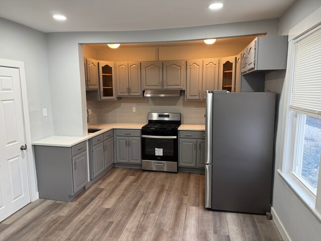 Photo - 16 Astoria St Unit Astoria St