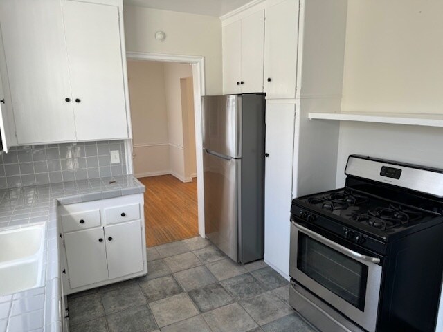 Photo - 1050 S Curson Ave Unidad 1050