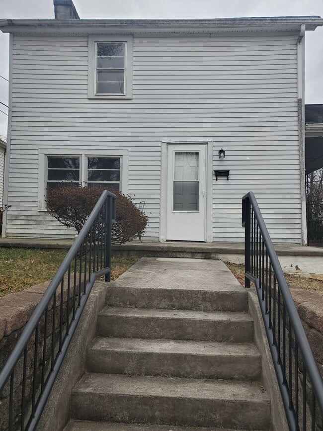 Building Photo - Call today to schedule your appointment