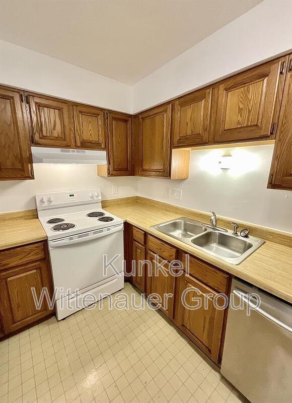 Photo - 156 Marion Dr