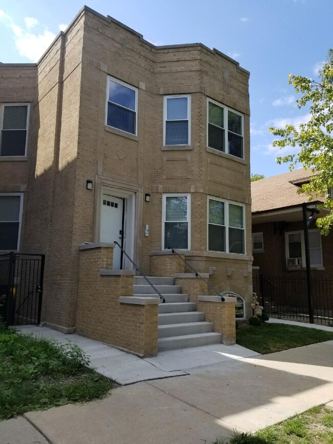 Photo - 6206 S Talman Ave Apartments Unit 2