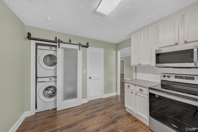 Photo - 1208 SE Willowbrook Dr