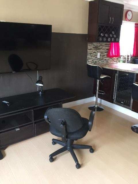 living room - 1108 S La Peer Dr