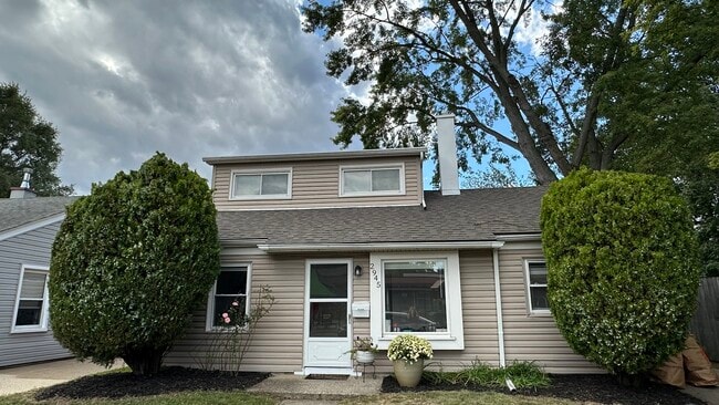 Photo - 2945 Burdette St