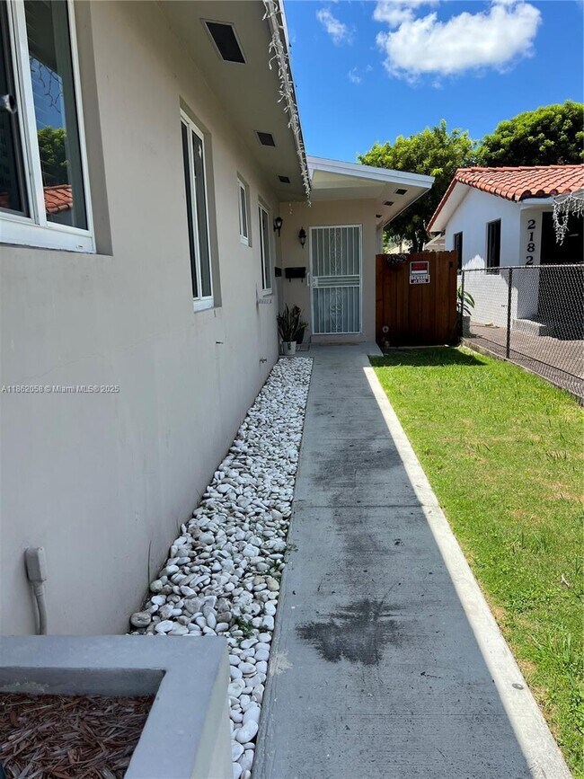 Photo - 2172 NW 17th St Apartment Unit 2172