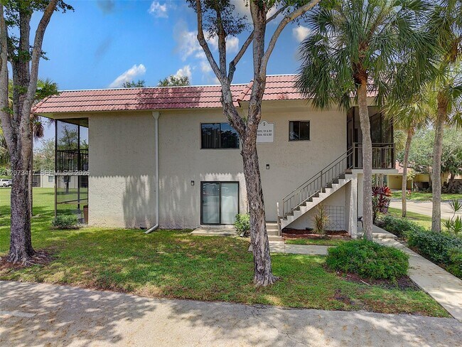 Photo - 16252 Laurel Dr Unidad 201