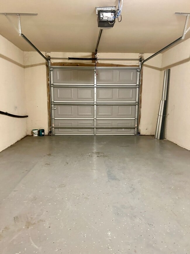 Photo - 3BR/2BA Duplex with Garage | Pet Friendly (small only)| Cape Coral