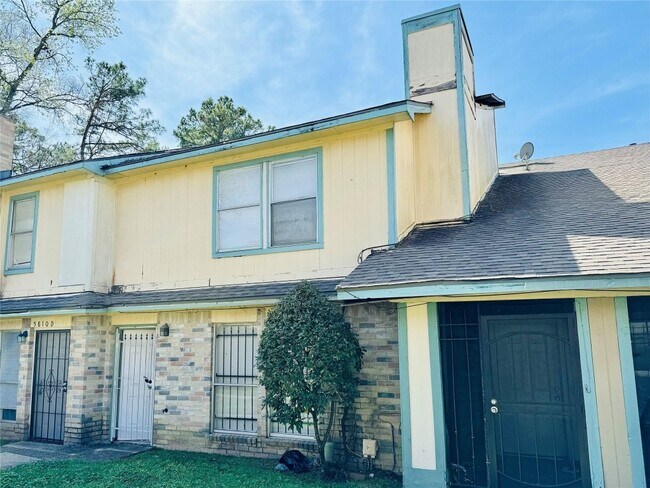 Photo - 5810 Twisted Pine Ct Unit D