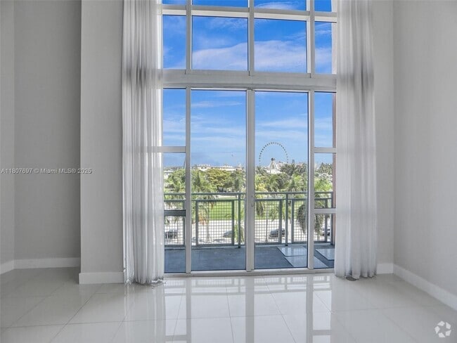 Building Photo - 244 Biscayne Blvd Unit 439 Rental