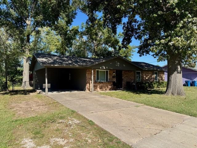 Photo - 705 SE 10th St