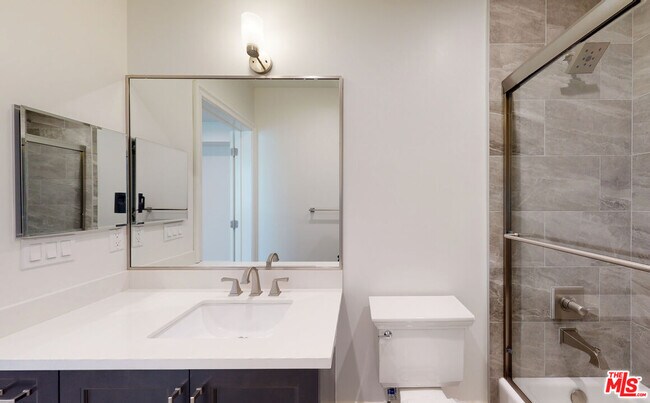 Photo - 8700 Chalmers Dr Condo Unit 301